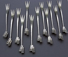 Shiebler hammered Chinoiserie cocktail forks